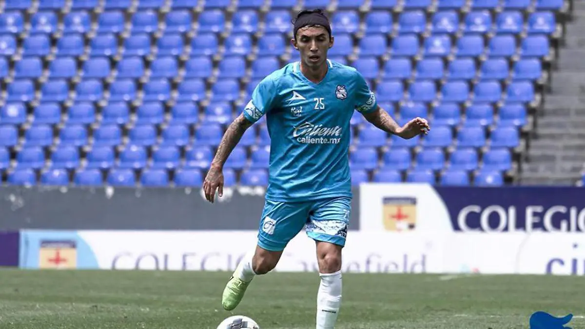 Omar Fernández ya viste los colores de La Franja otra vez